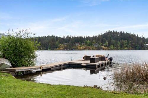 4921 Prospect Ave, Saanich, BC 