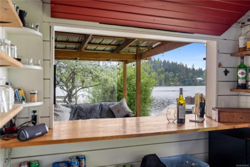 4921 Prospect Ave, Saanich, BC 