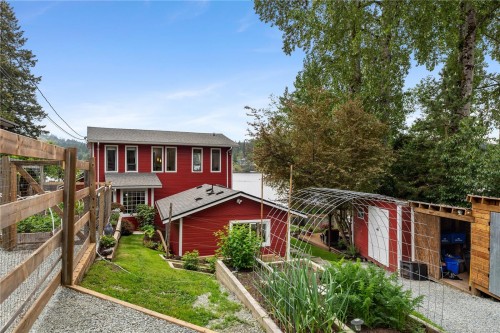 4921 Prospect Ave, Saanich, BC 