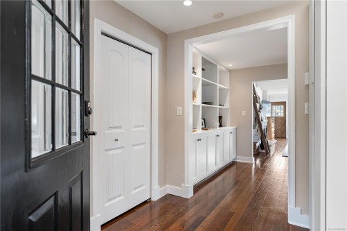 4921 Prospect Ave, Saanich, BC 