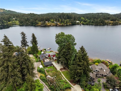4921 Prospect Ave, Saanich, BC 