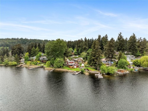 4921 Prospect Ave, Saanich, BC 