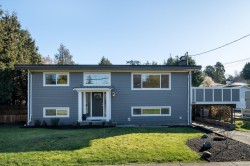4125 Douglas St Saanich, BC V8X 0A5