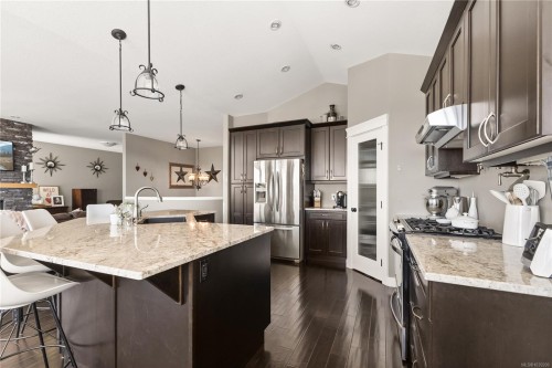 937 Timberline Dr, Campbell River, BC 