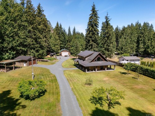 352 Ships Point Rd, Fanny Bay, BC 