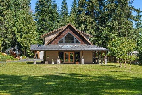 352 Ships Point Rd, Fanny Bay, BC 