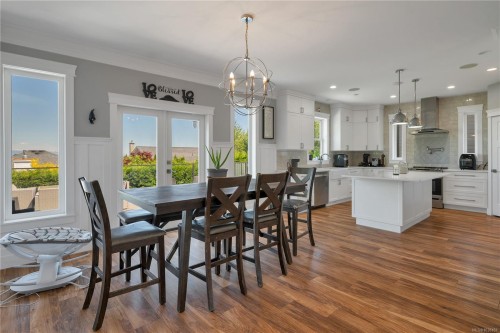 2613 Sunderland Rd, Campbell River, BC 
