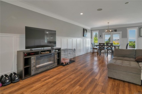 2613 Sunderland Rd, Campbell River, BC 