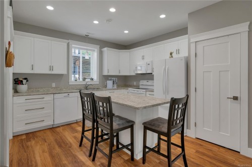 2613 Sunderland Rd, Campbell River, BC 