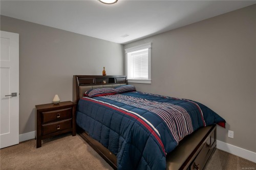 2613 Sunderland Rd, Campbell River, BC 