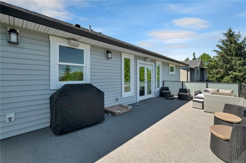 2613 Sunderland Rd, Campbell River, BC 