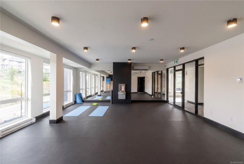 #116-2341 Bear Mountain Pkwy, Langford, BC - Indoor Photo Showing Other Room