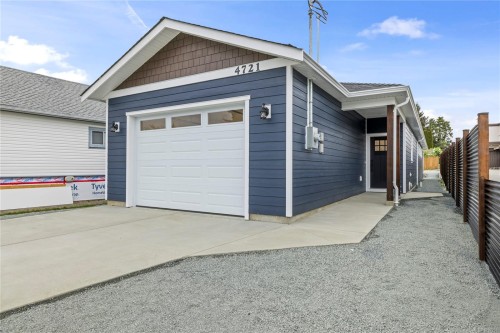 4721 Elizabeth St, Port Alberni, BC 