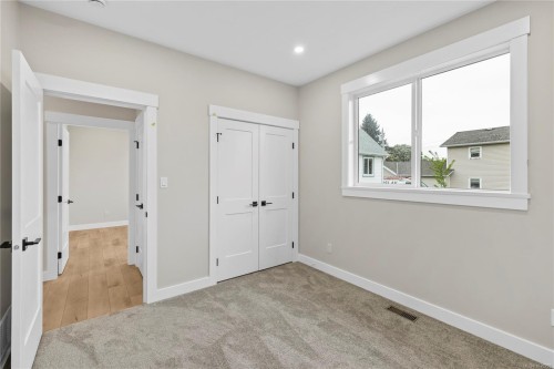 4721 Elizabeth St, Port Alberni, BC 