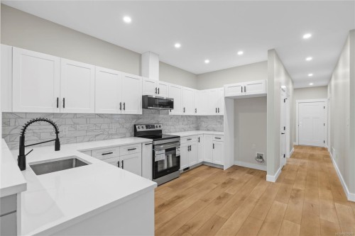 4721 Elizabeth St, Port Alberni, BC 