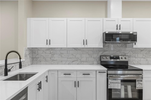 4721 Elizabeth St, Port Alberni, BC 