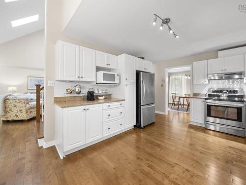 39 Ahmadi Crescent, Bedford, NS 