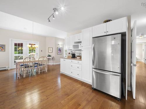 39 Ahmadi Crescent, Bedford, NS 