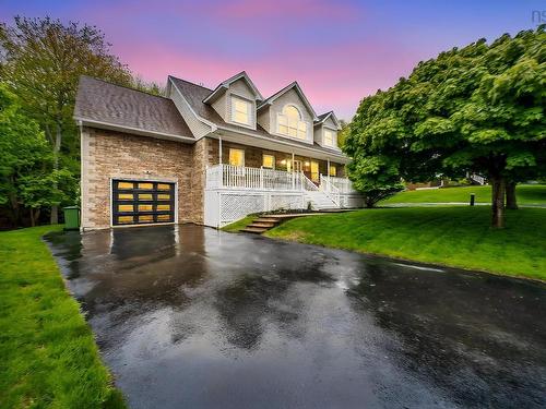 39 Ahmadi Crescent, Bedford, NS 