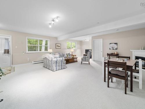 39 Ahmadi Crescent, Bedford, NS 