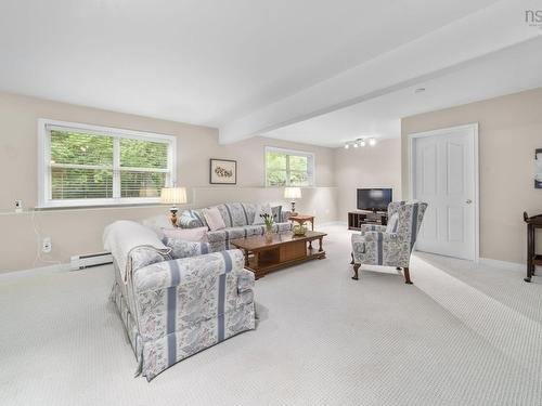 39 Ahmadi Crescent, Bedford, NS 