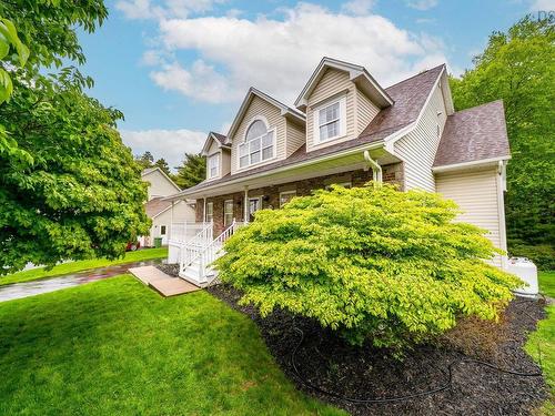 39 Ahmadi Crescent, Bedford, NS 