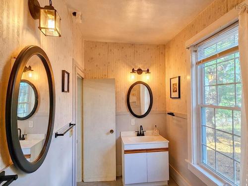 2526 Highway 1, Upper Clements, NS 