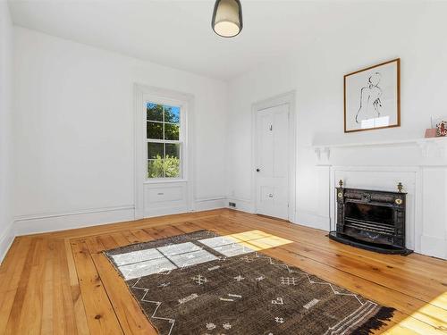 57 Old Falls Road, Liverpool, NS 