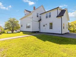 57 Old Falls Road Liverpool, NS B0T 1K0