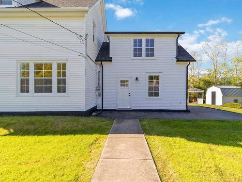 57 Old Falls Road, Liverpool, NS 