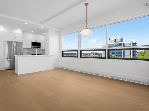 702 6095 Coburg Road, Halifax, NS 