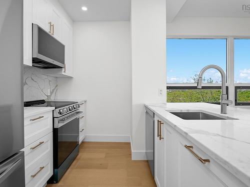 702 6095 Coburg Road, Halifax, NS 