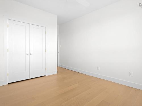 702 6095 Coburg Road, Halifax, NS 
