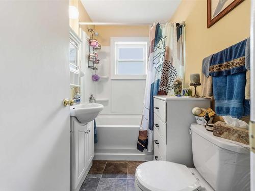 998 Maple Avenue, Aylesford, NS 