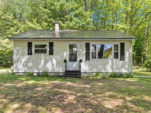 998 Maple Avenue, Aylesford, NS 
