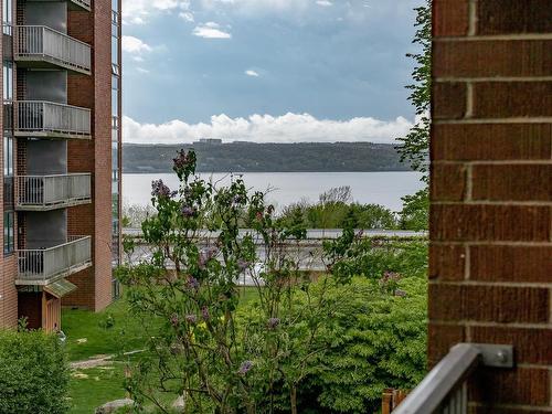 40 5561 Sentinal Square, Halifax, NS 