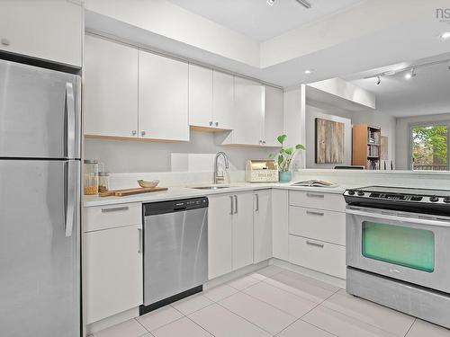40 5561 Sentinal Square, Halifax, NS 