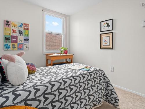 40 5561 Sentinal Square, Halifax, NS 