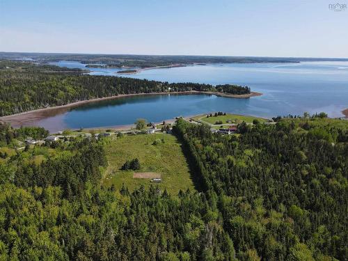 9399 Ns-16, Cooks Cove, NS 