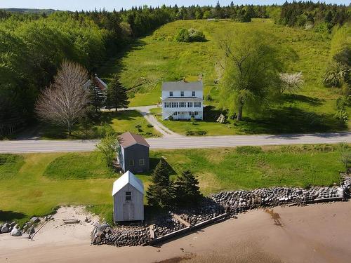 9399 Ns-16, Cooks Cove, NS 