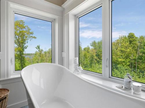 14120 Highway 6, Wallace, NS 