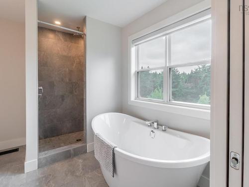 246 Talus Avenue, Bedford, NS 