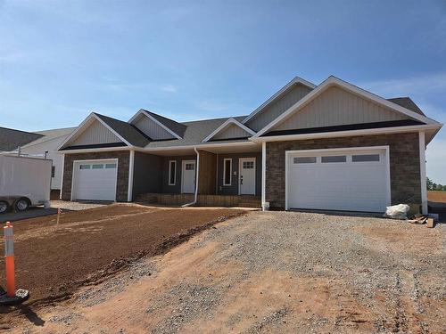 29 Samantha Lane  Cornwall, PE C1A 6C6
