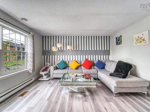 102 River Lane, Bedford, NS 