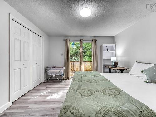 102 River Lane, Bedford, NS 
