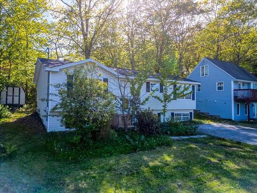 102 River Lane, Bedford, NS 