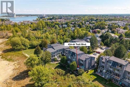 Beautiful Waterfront Community - 24 - 44 Trott Boulevard, Collingwood, ON 