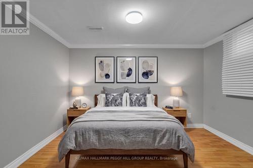 242 Browning Trail, Barrie, ON 