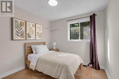 242 Browning Trail, Barrie, ON 