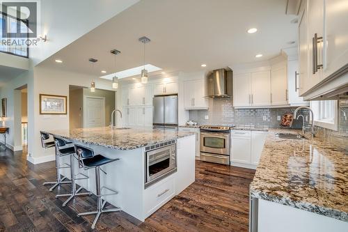 Stunning Open Concept Kitchen With Oversized Island - 3137 Vector Drive, West Kelowna, BC 
